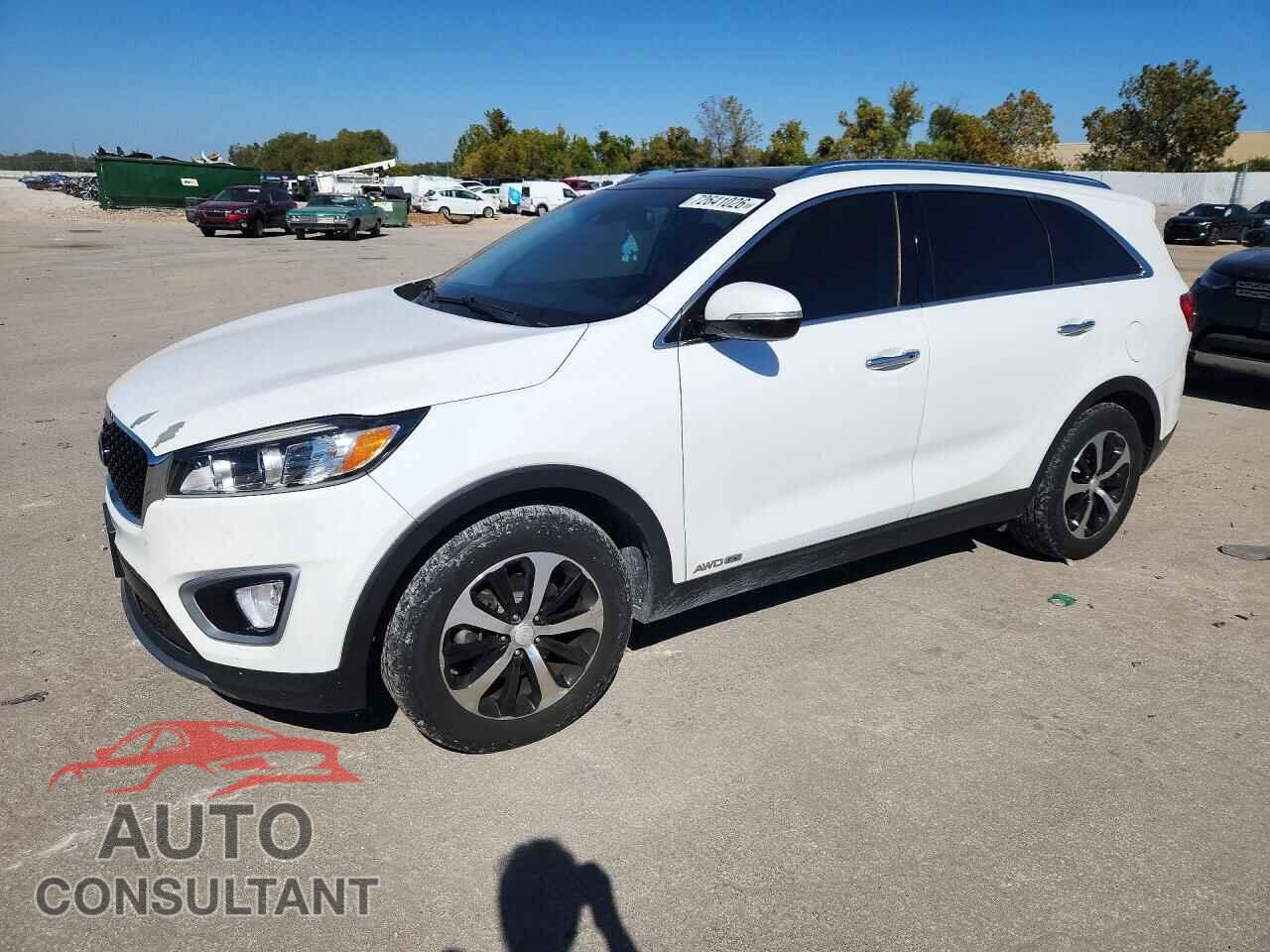KIA SORENTO 2018 - 5XYPHDA52JG366479