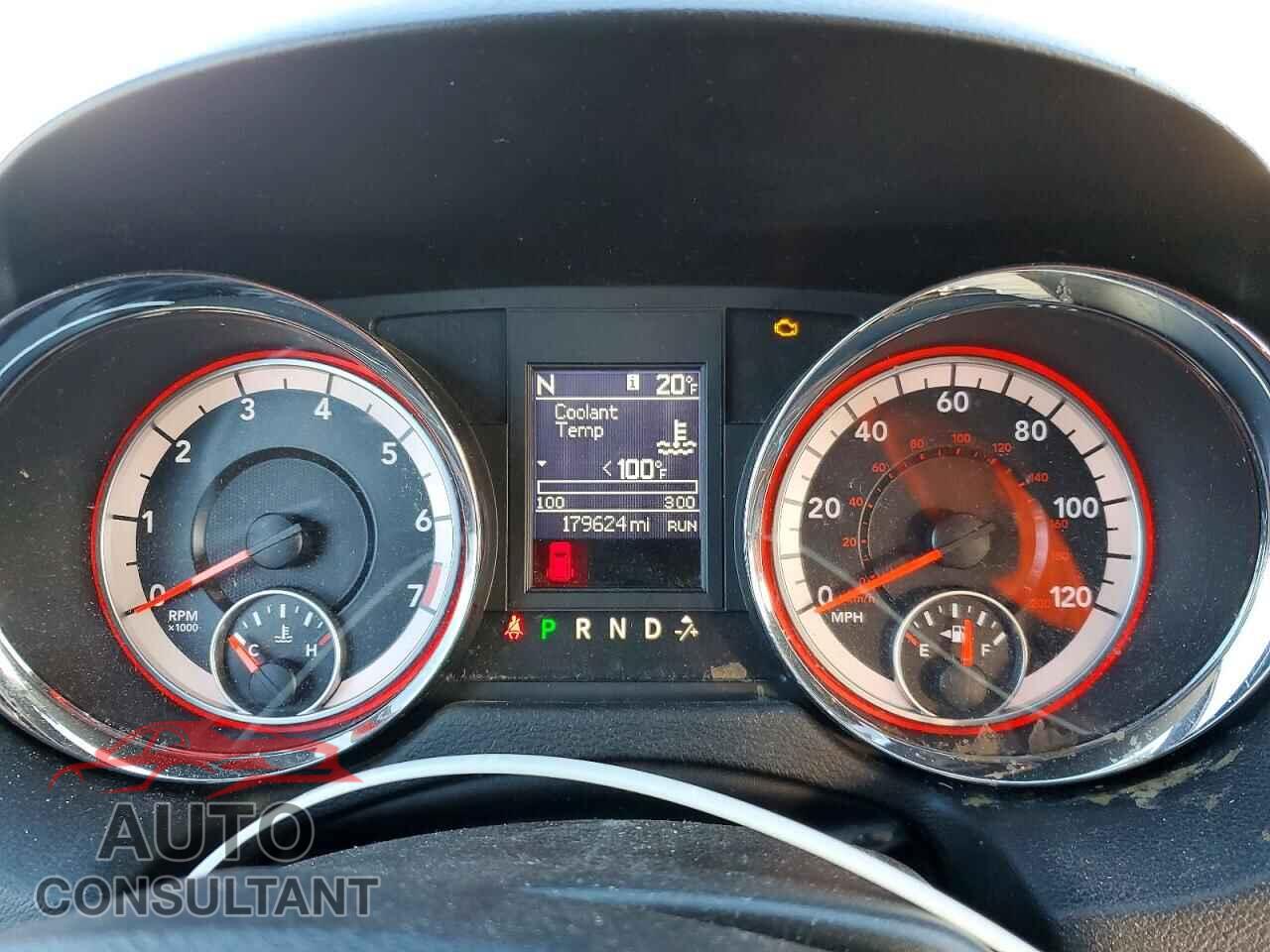 DODGE CARAVAN 2015 - 2C4RDGEG9FR593625