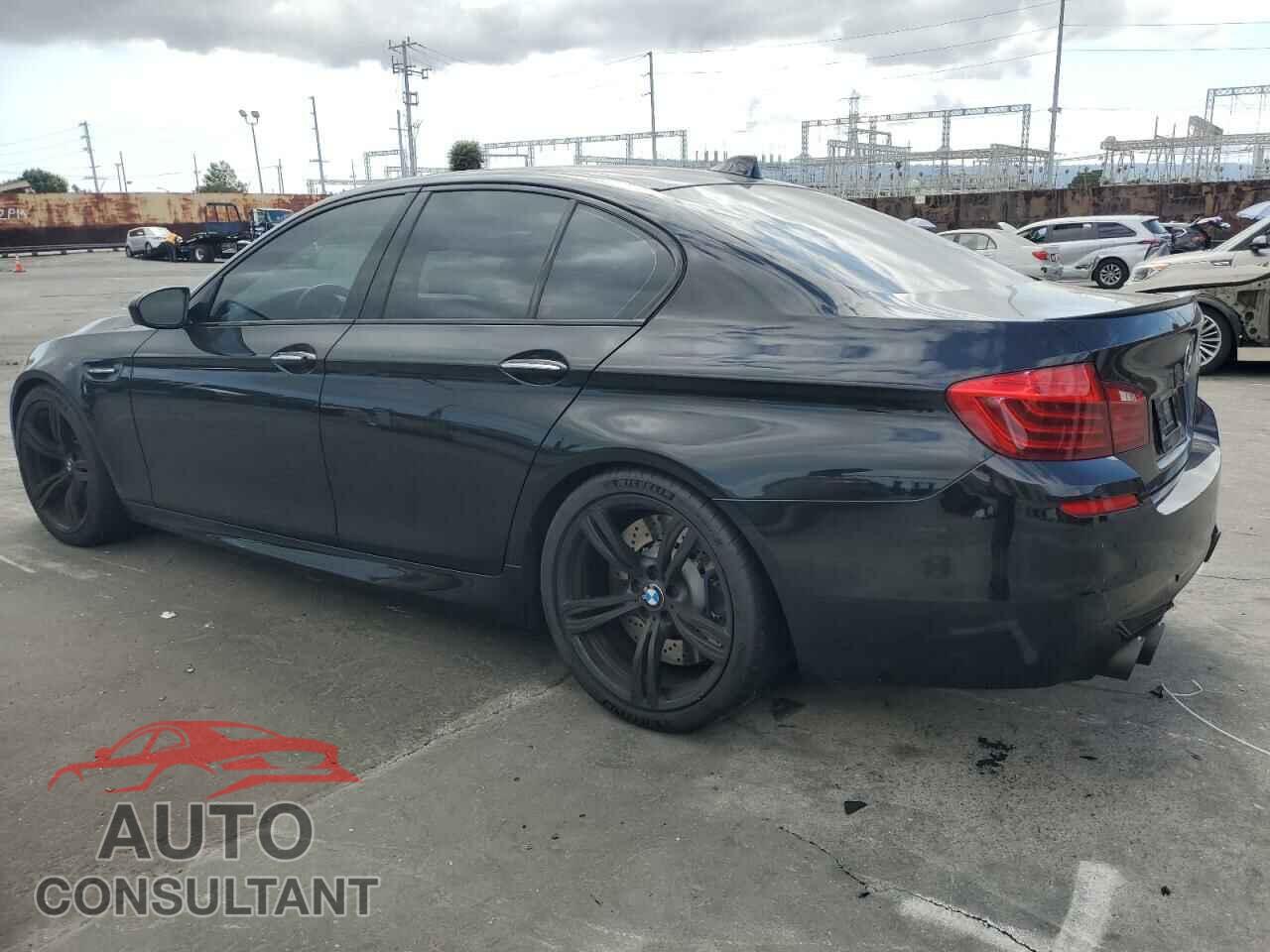 BMW M5 2015 - WBSFV9C56FD594465