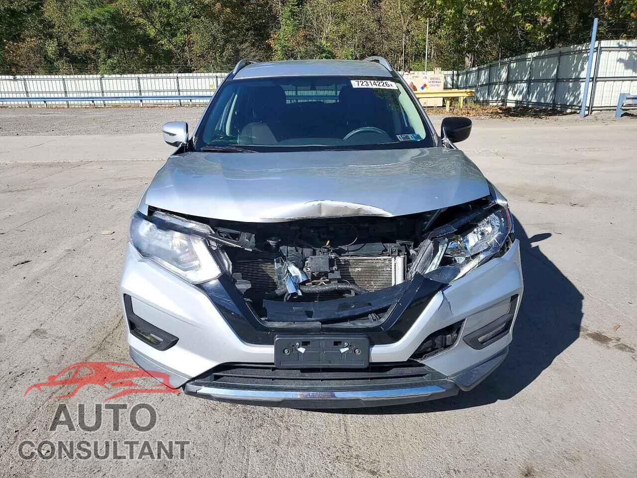 NISSAN ROGUE 2018 - KNMAT2MV2JP615526