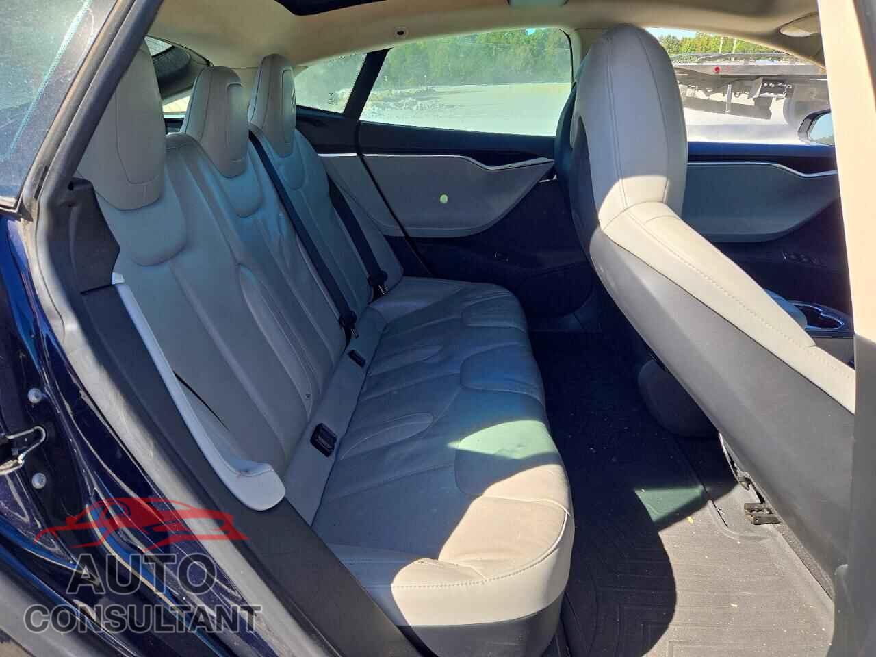 TESLA MODEL S 2014 - 5YJSA1H10EFP55635