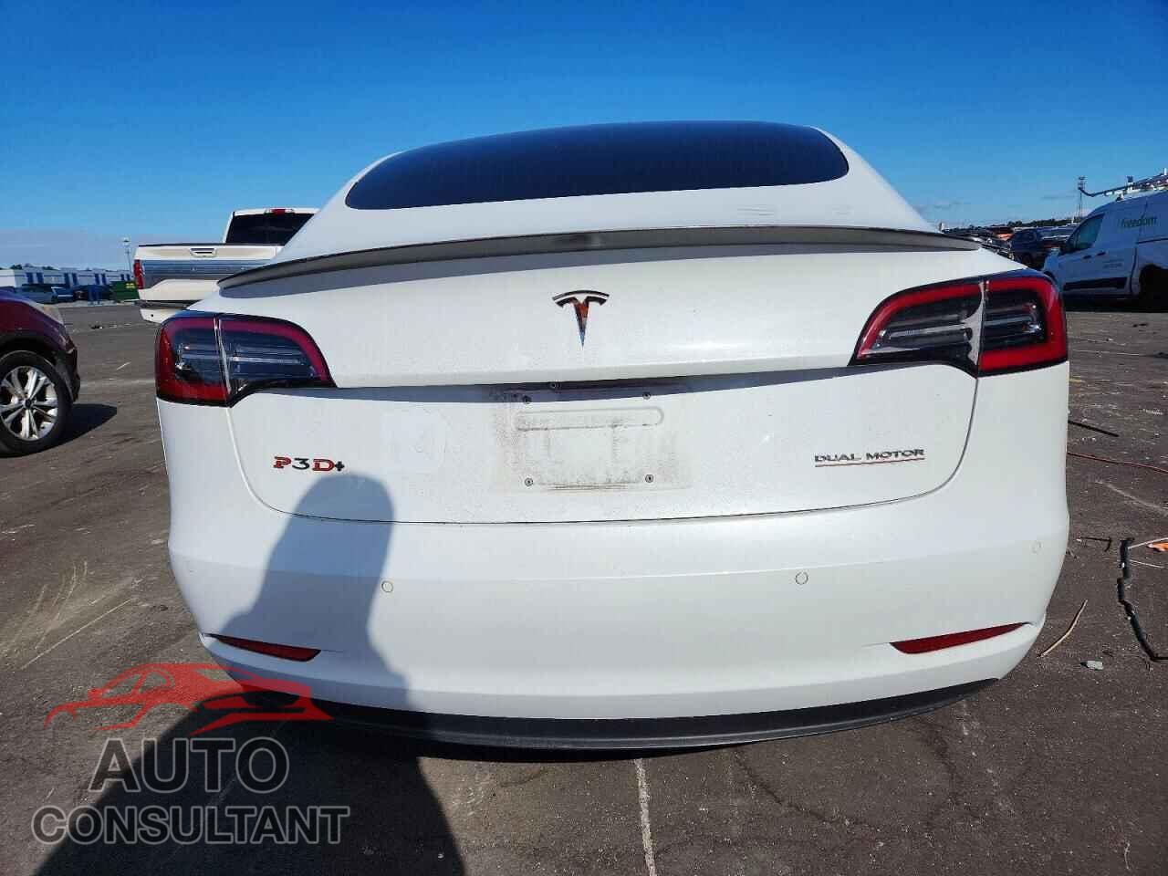 TESLA MODEL 3 2018 - 5YJ3E1EB7JF072671