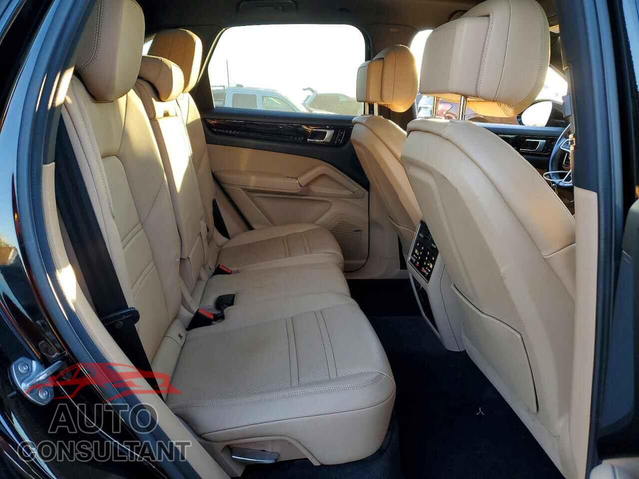 PORSCHE CAYENNE 2021 - WP1AA2AY7MDA09907