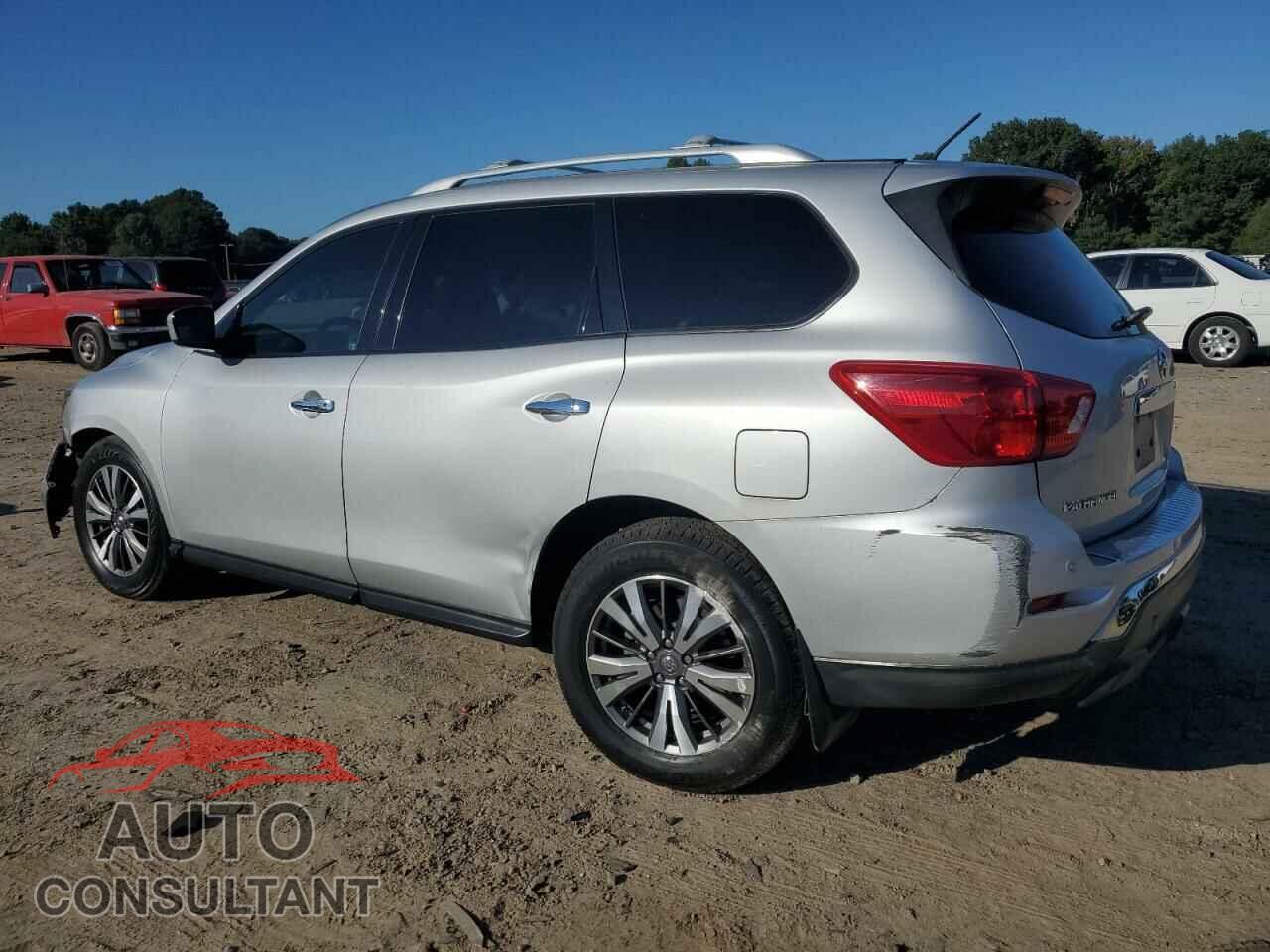 NISSAN PATHFINDER 2017 - 5N1DR2MN1HC693465