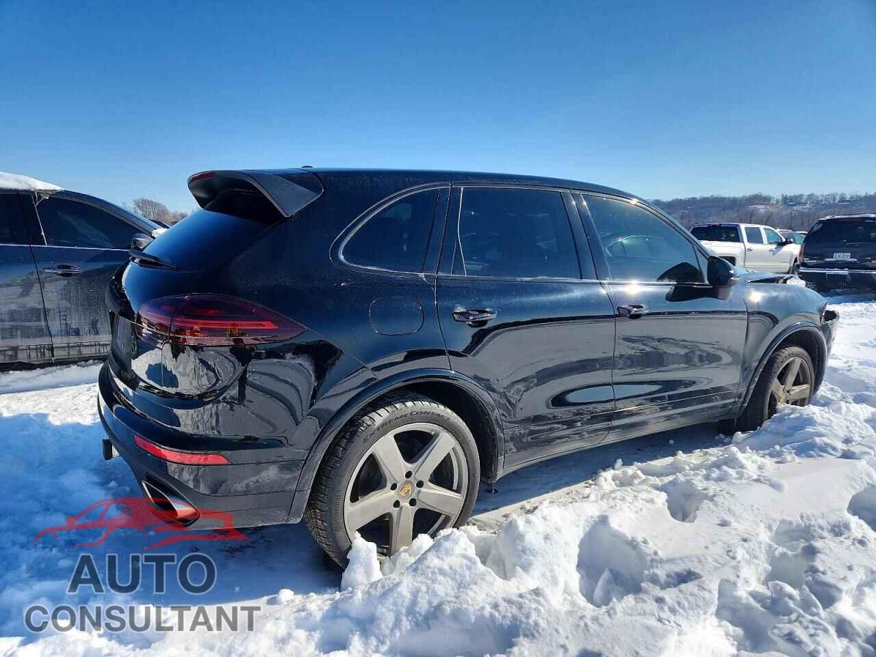 PORSCHE CAYENNE 2018 - WP1AA2A23JKA06814