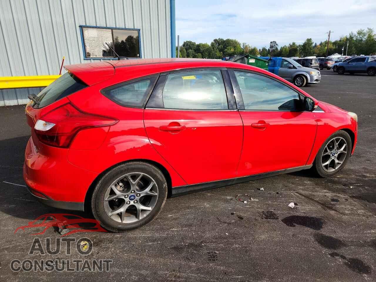 FORD FOCUS 2014 - 1FADP3K2XEL145927