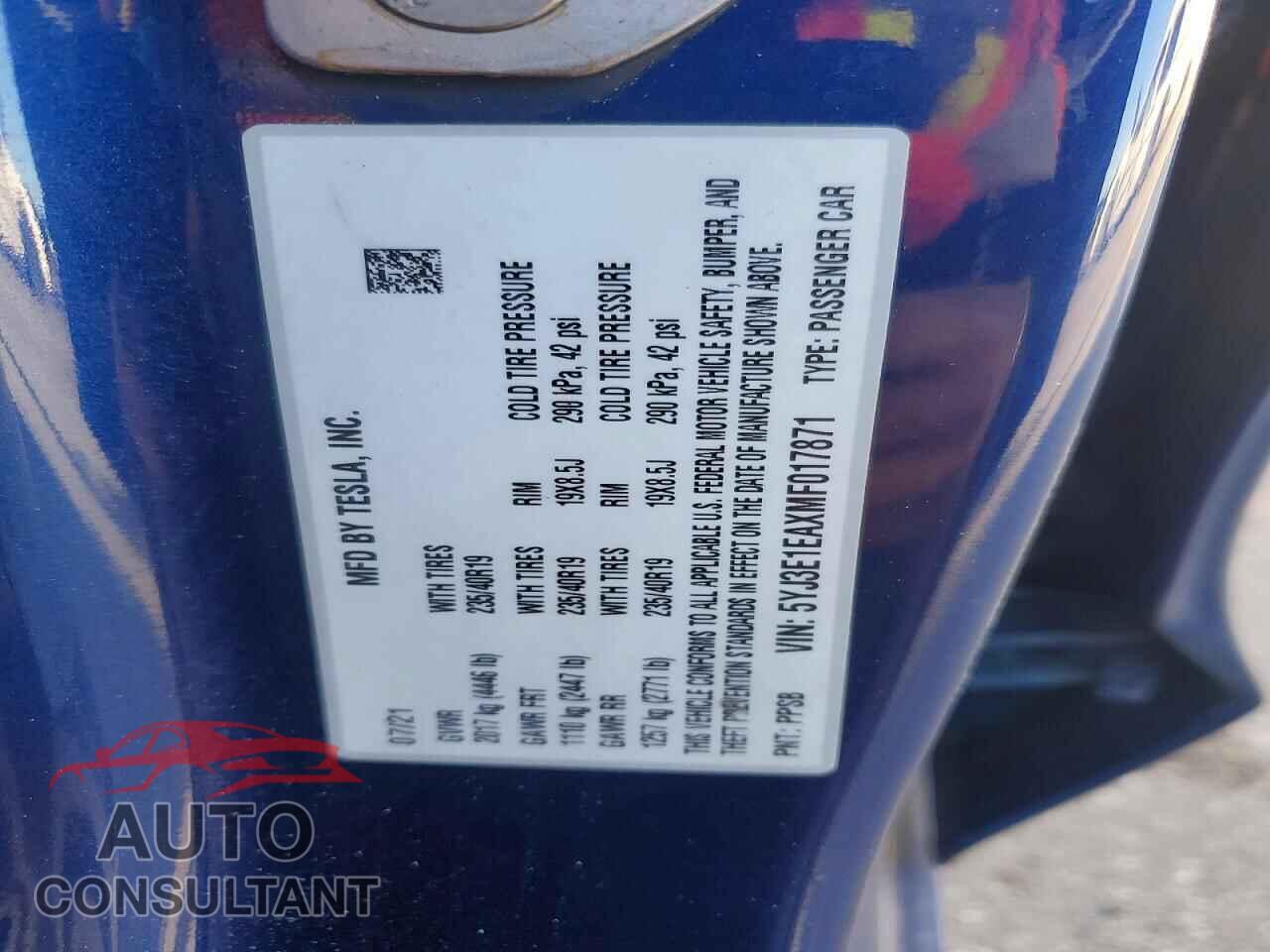 TESLA MODEL 3 2021 - 5YJ3E1EAXMF017871