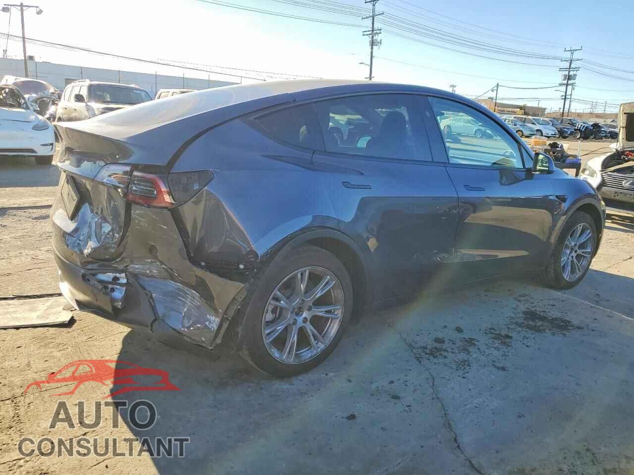 TESLA MODEL Y 2023 - 7SAYGDED2PF967046