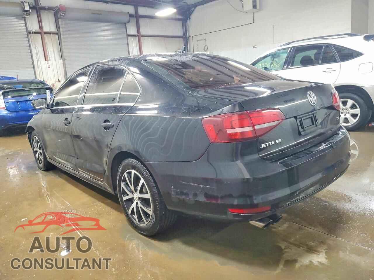 VOLKSWAGEN JETTA 2017 - 3VWDB7AJ4HM399948