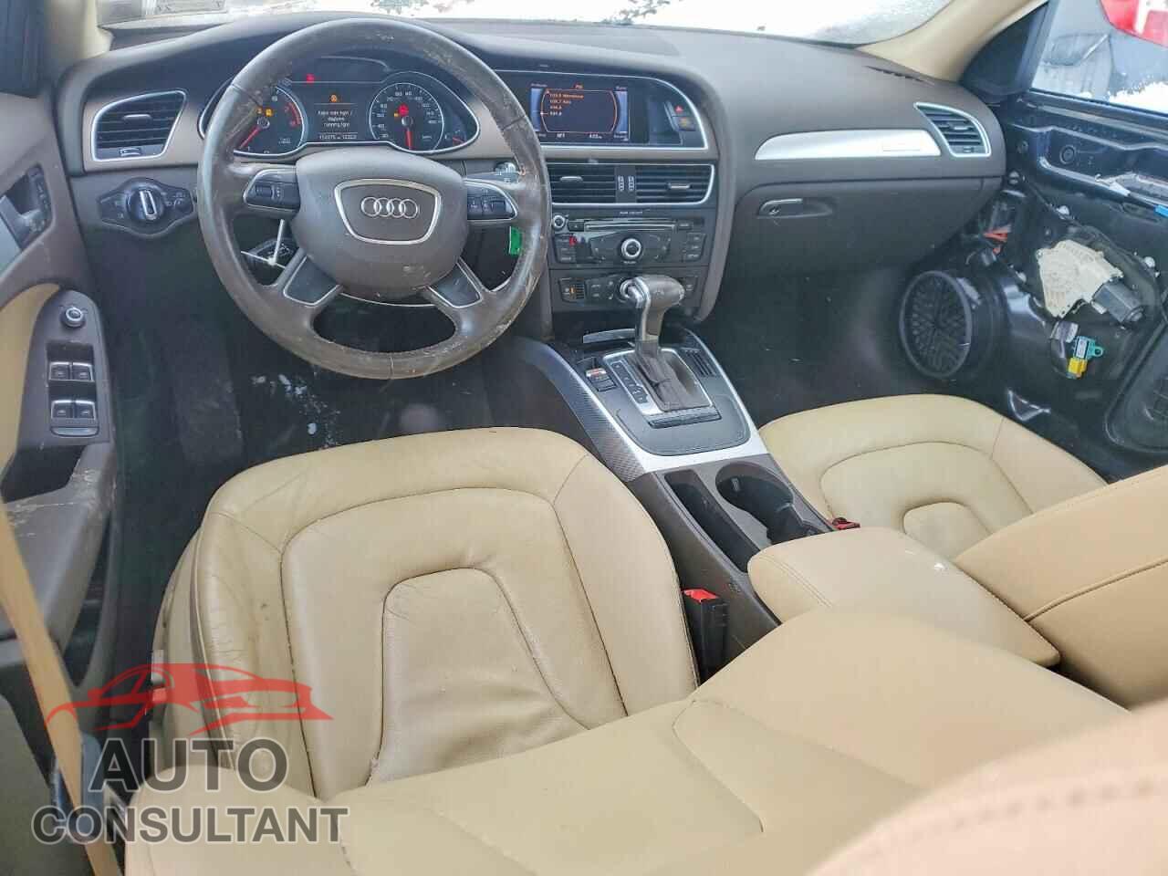 AUDI A4 2013 - WAUBFAFLXDA059018