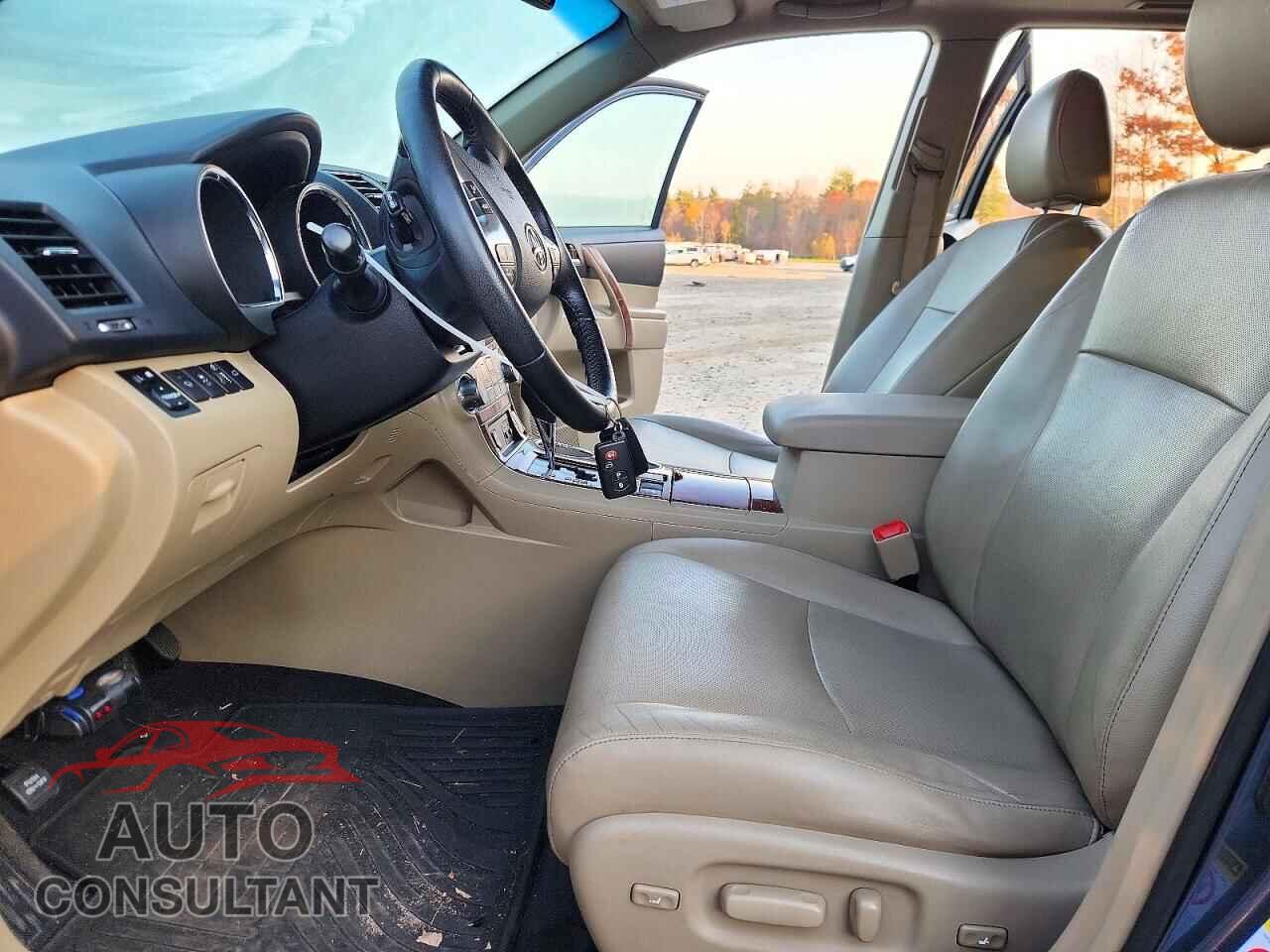 TOYOTA HIGHLANDER 2013 - 5TDDK3EH5DS239476