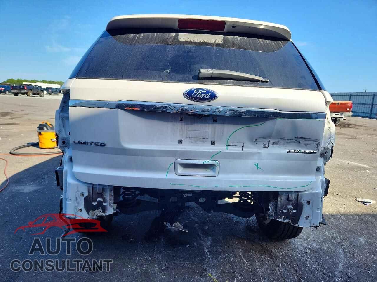 FORD EXPLORER 2014 - 1FM5K7F85EGC32979