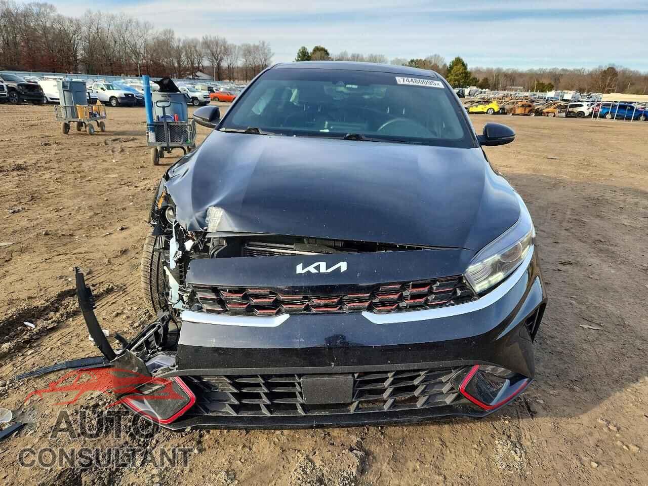 KIA FORTE 2024 - 3KPF54AD2RE728461