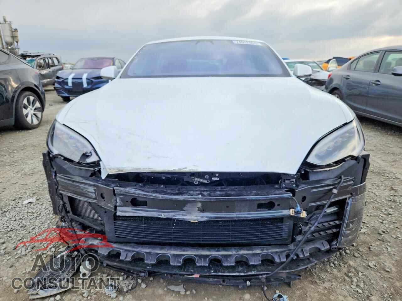TESLA MODEL S 2017 - 5YJSA1E19HF181769