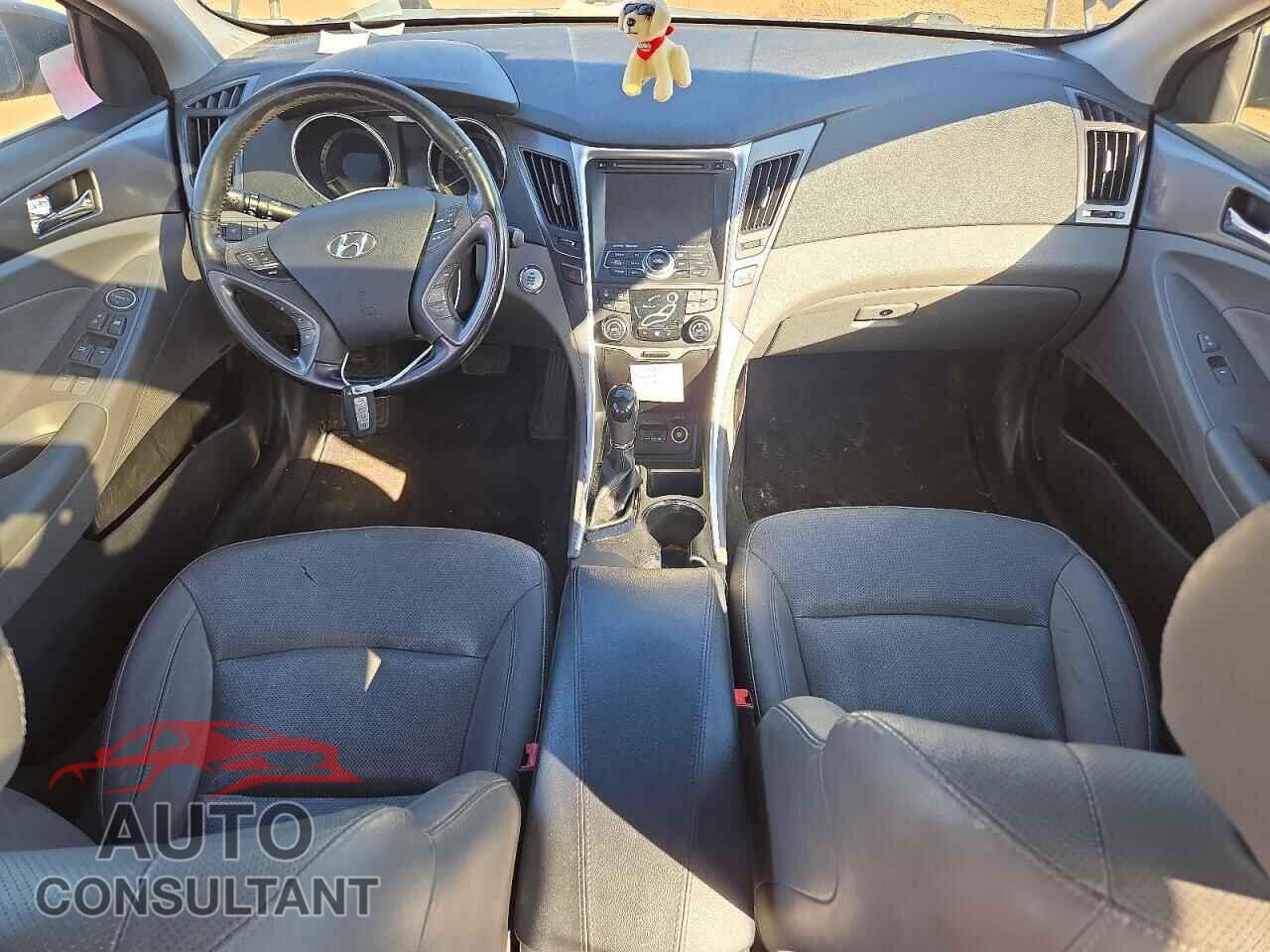 HYUNDAI SONATA 2014 - KMHEC4A45EA108472