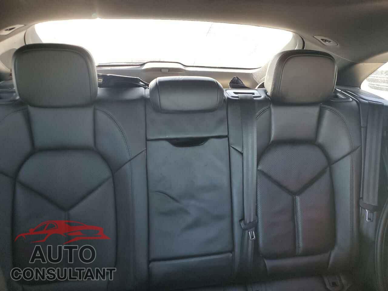 PORSCHE MACAN 2016 - WP1AB2A58GLB44276