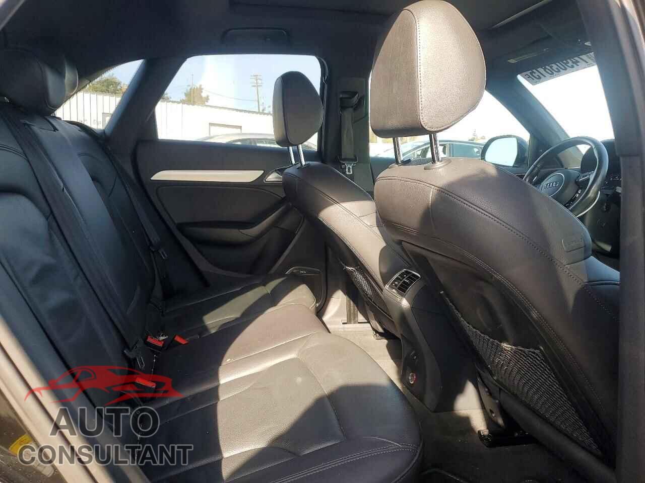 AUDI Q3 2015 - WA1GFCFS2FR010499