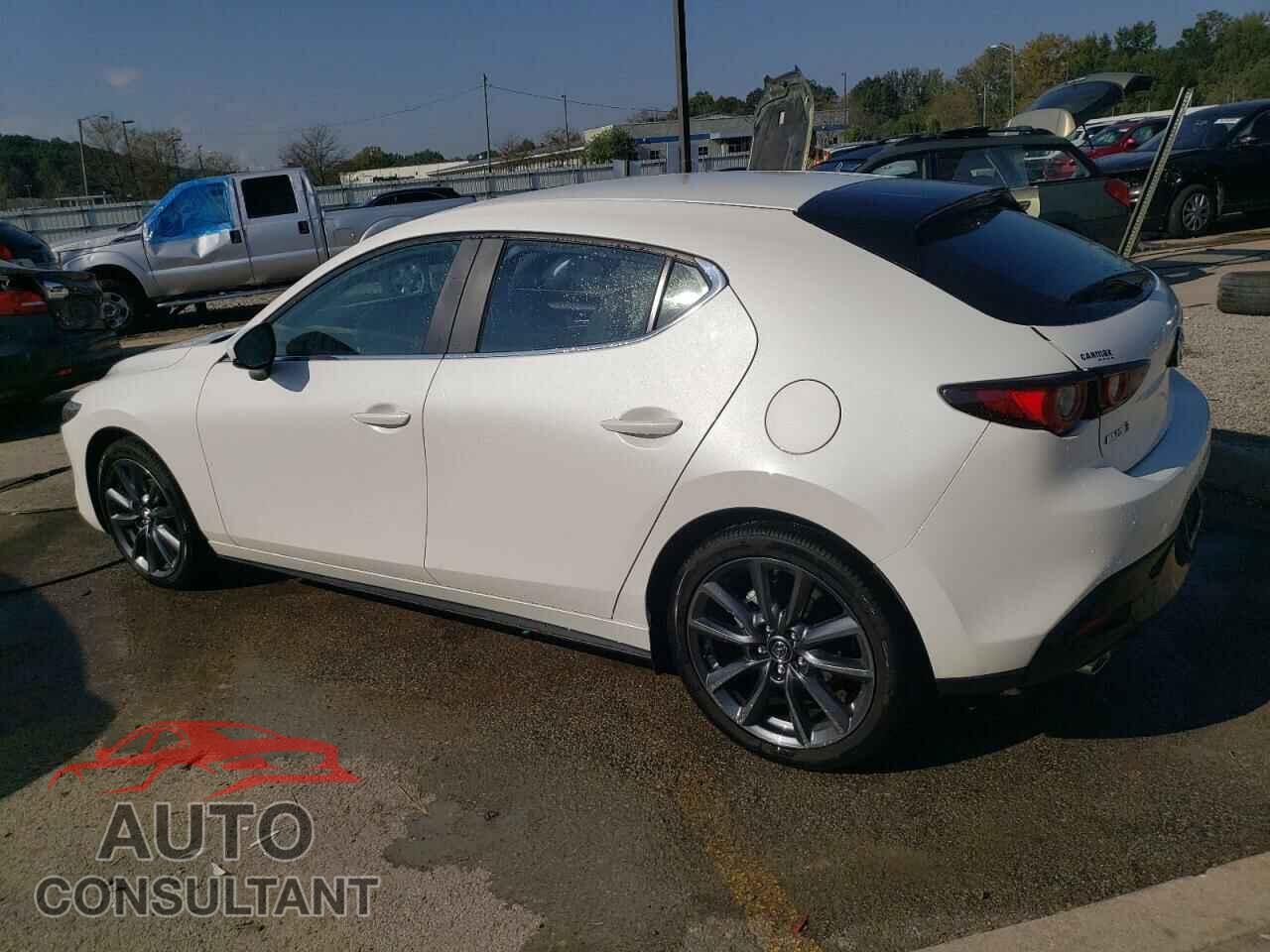 MAZDA 3 2023 - JM1BPAKM3P1601787
