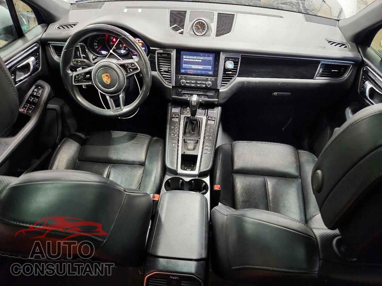 PORSCHE MACAN 2018 - WP1AA2A54JLB02553