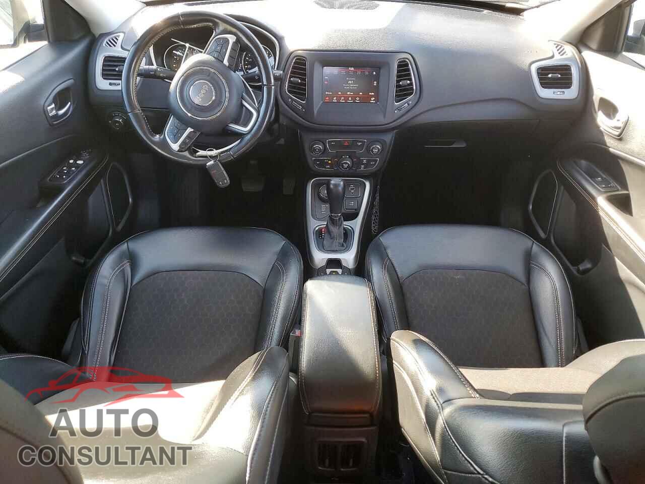 JEEP COMPASS 2020 - 3C4NJDBB5LT164571