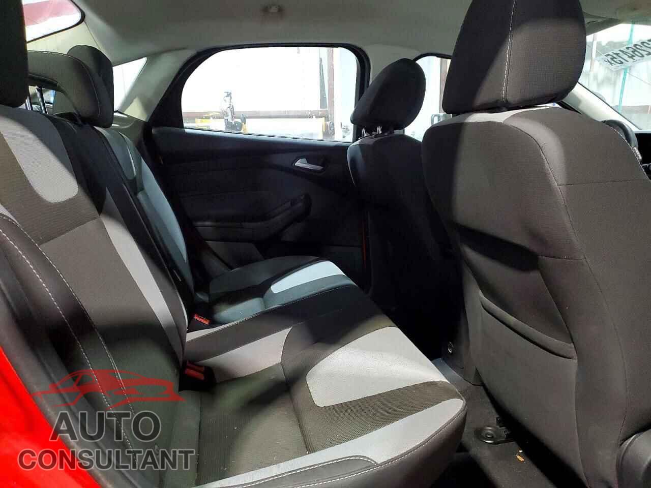 FORD FOCUS 2012 - 1FAHP3F25CL429748