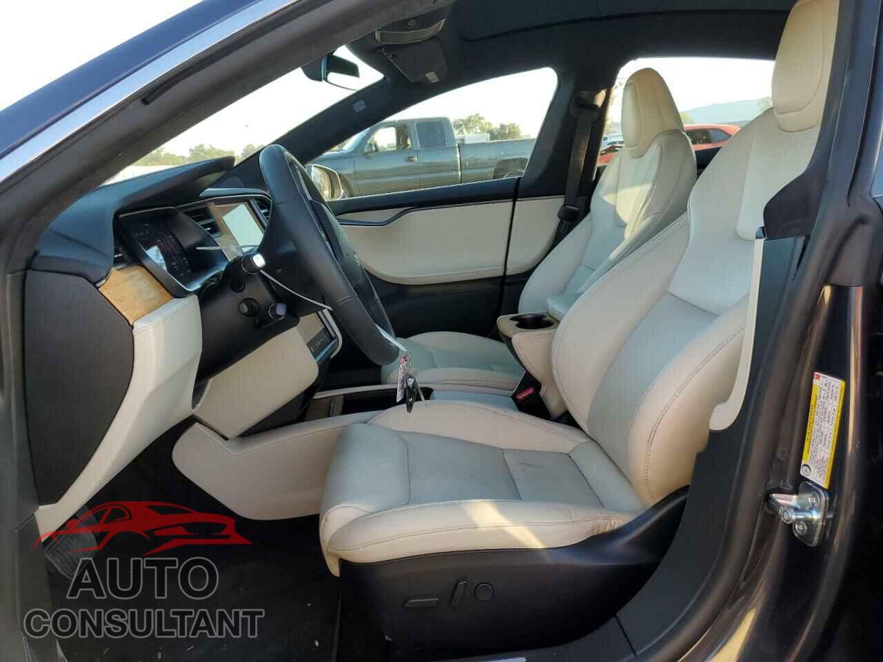TESLA MODEL S 2020 - 5YJSA1E27LF415232