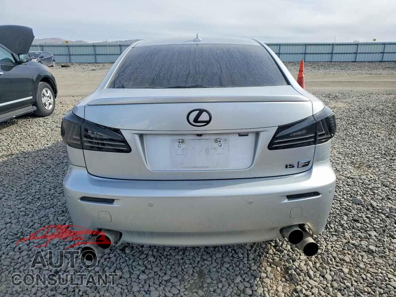 LEXUS IS 2012 - JTHBP5C27C5010562