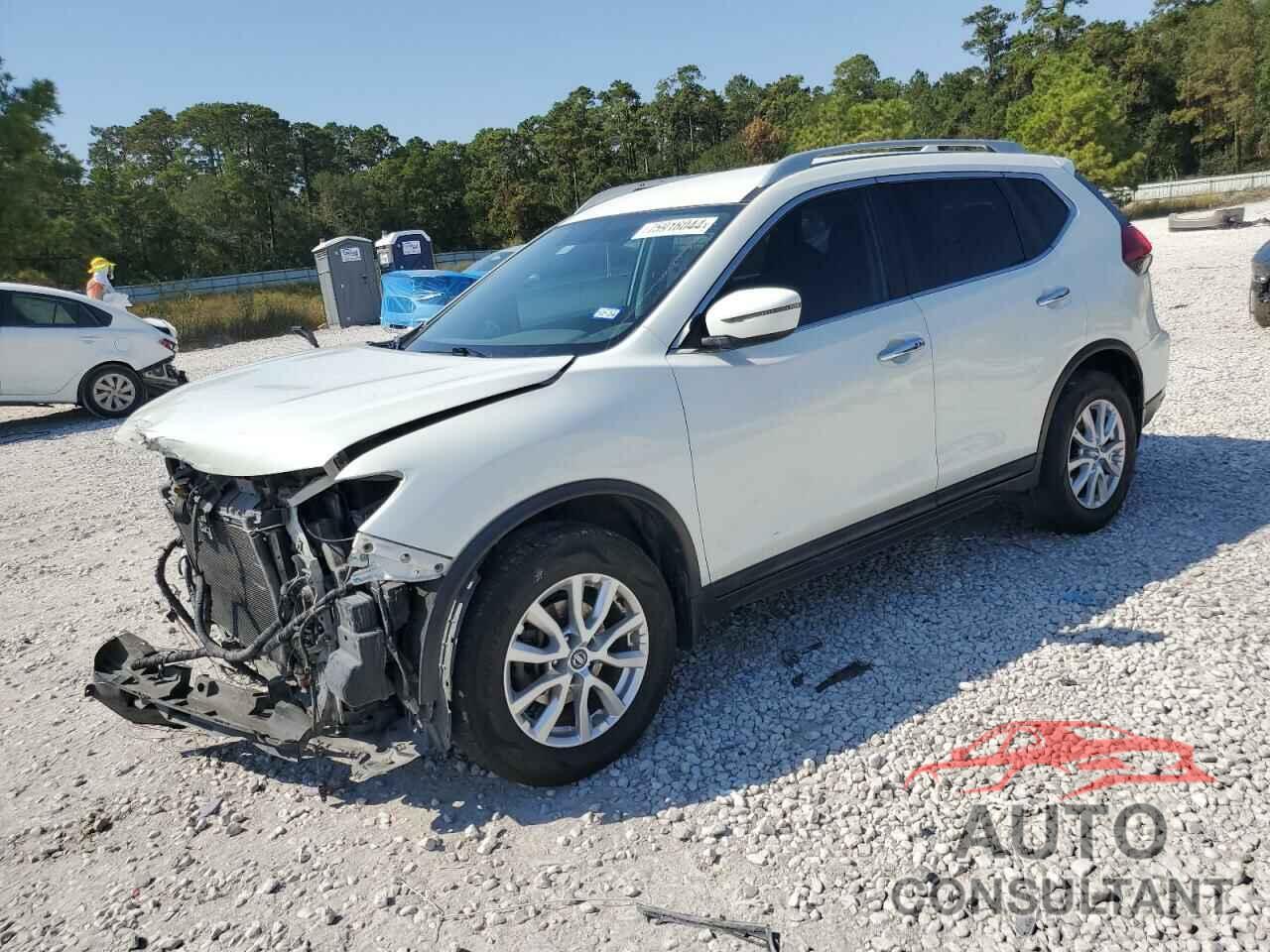 NISSAN ROGUE 2017 - 5N1AT2MV7HC812382