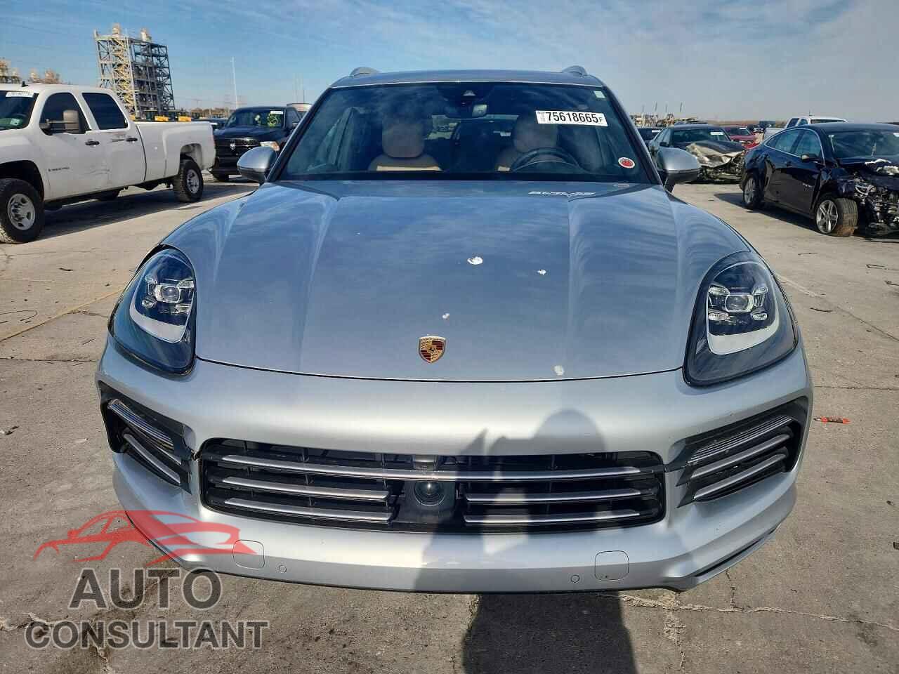 PORSCHE CAYENNE 2021 - WP1AA2AY2MDA08809