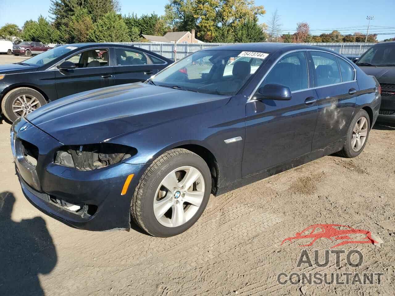 BMW 5 SERIES 2013 - WBAXH5C5XDD109184