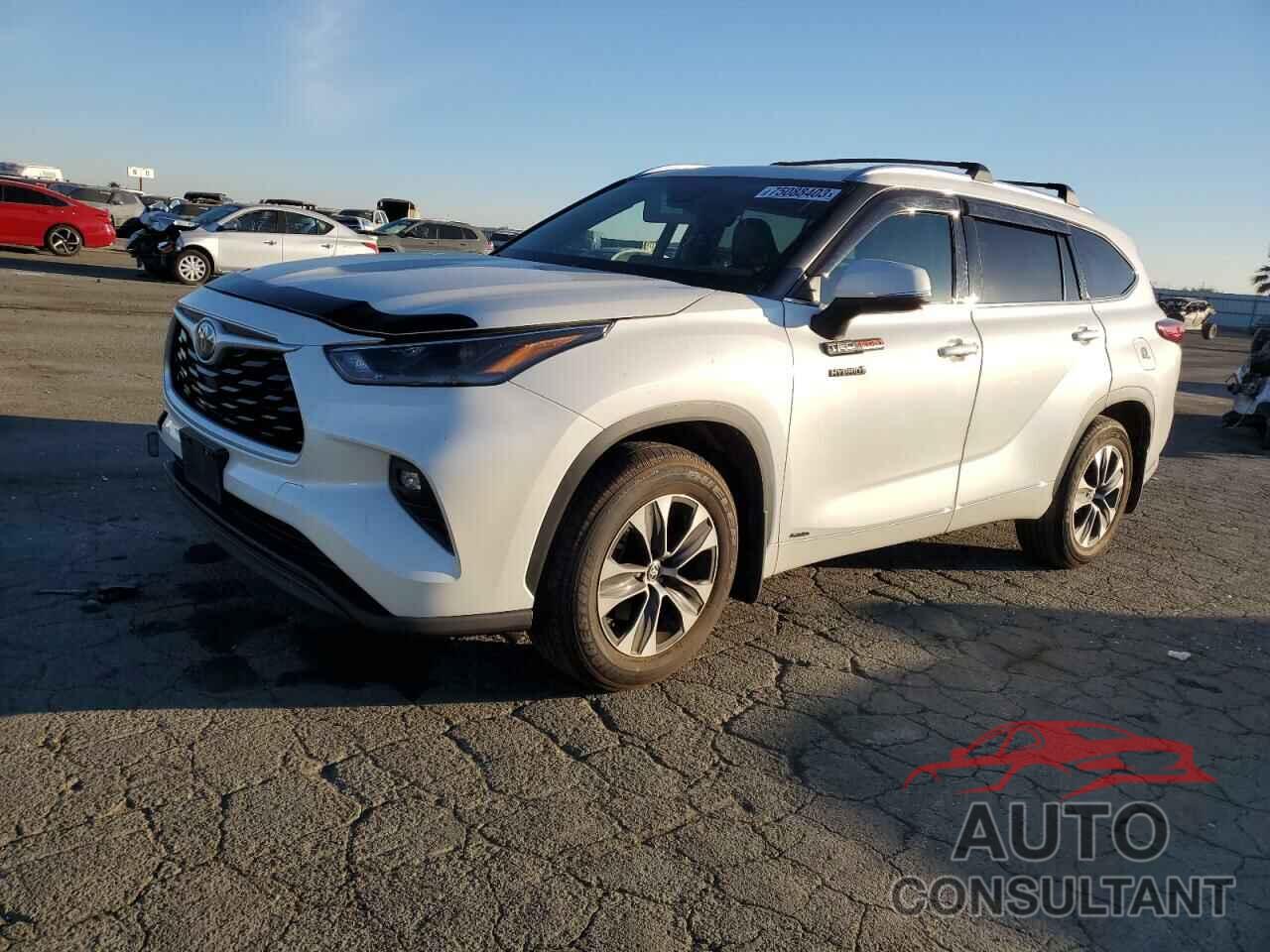 TOYOTA HIGHLANDER 2021 - 5TDHBRCH2MS518410