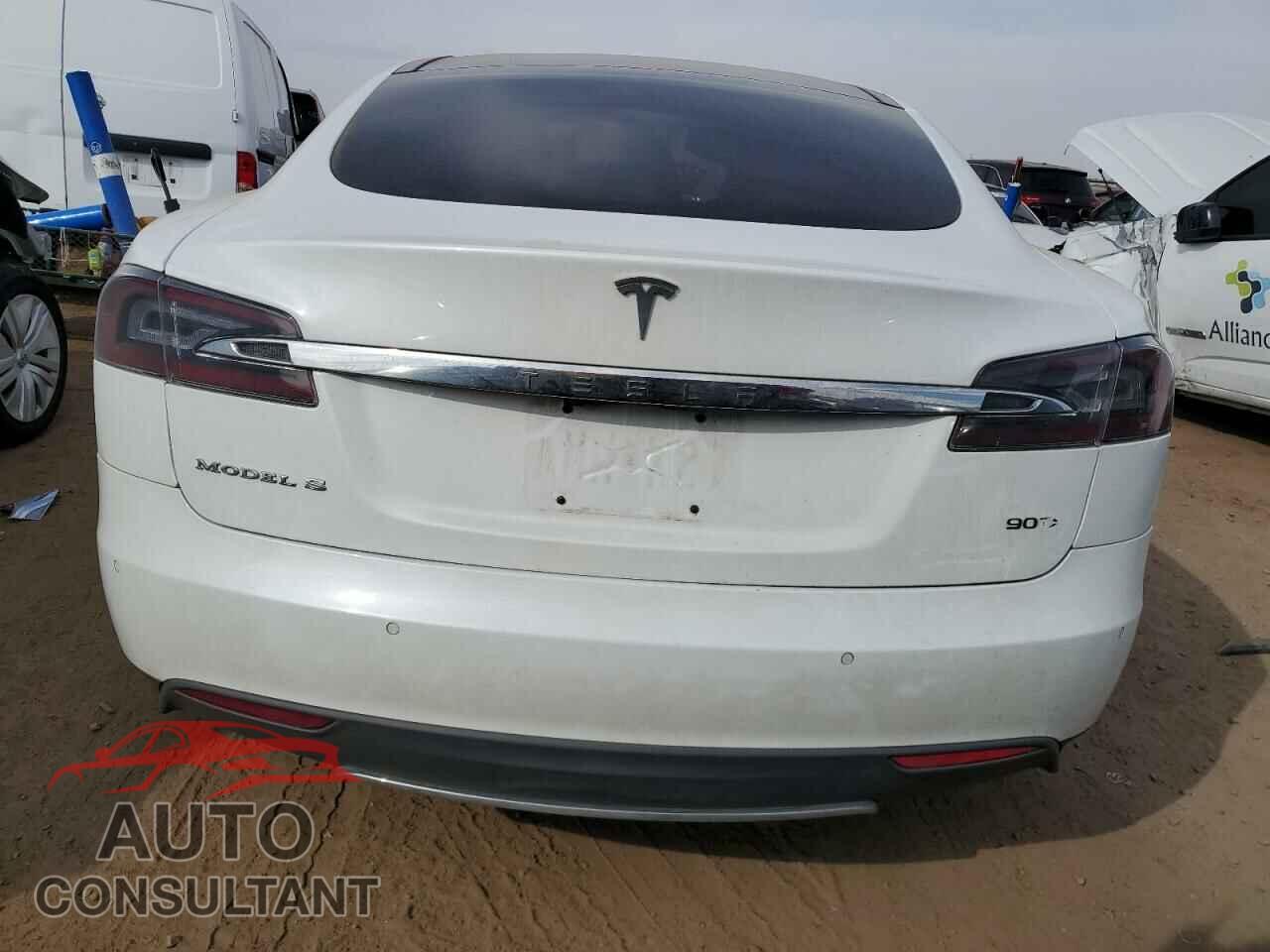TESLA MODEL S 2016 - 5YJSA1E26GF129460
