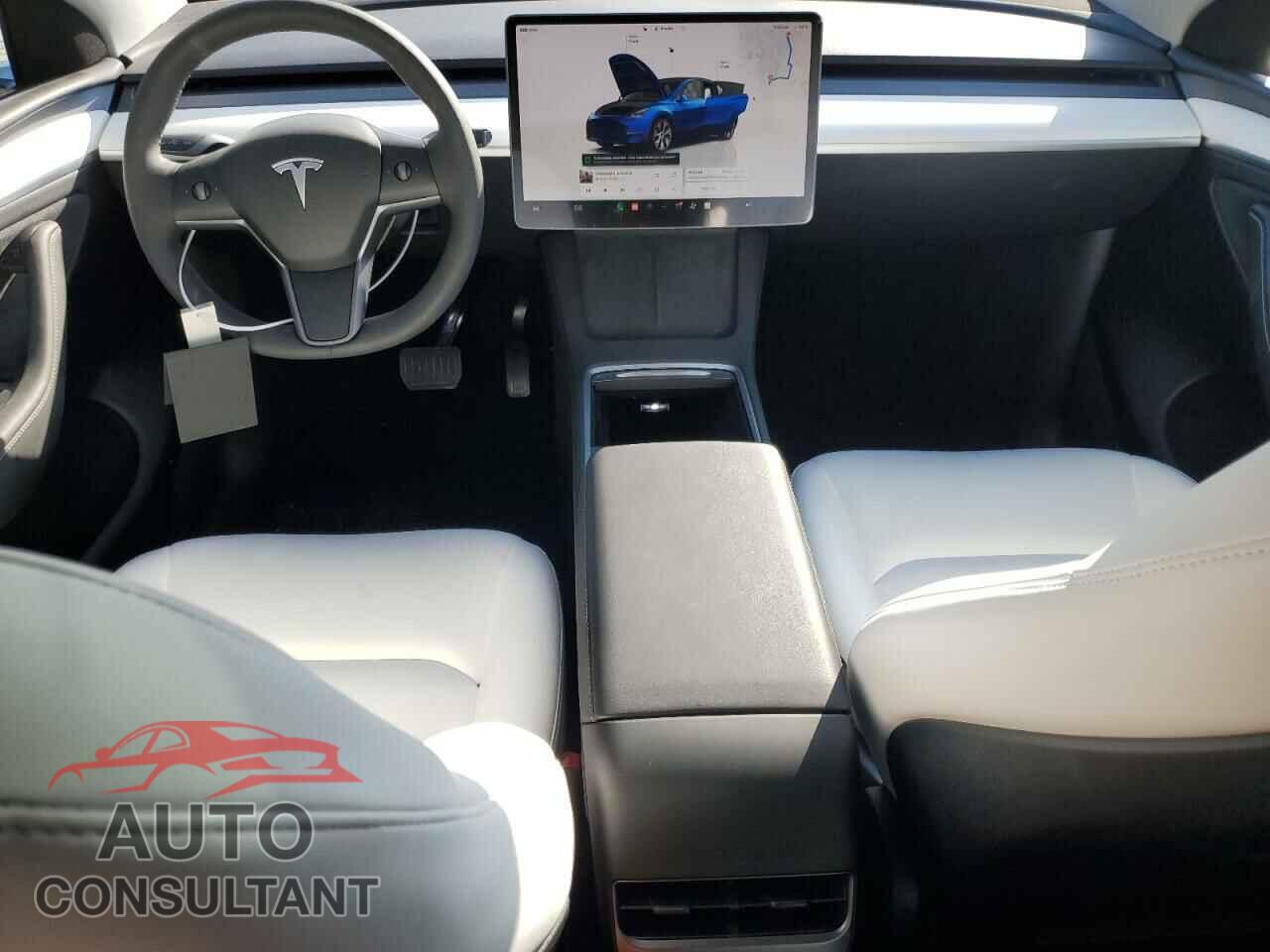 TESLA MODEL Y 2024 - 7SAYGDEE2RA232690