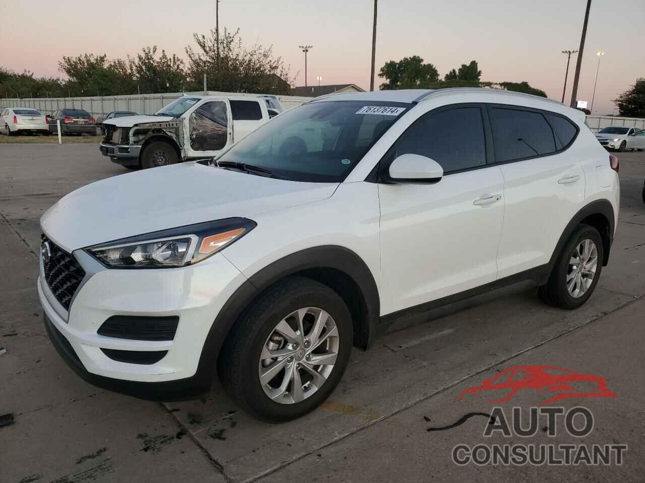 HYUNDAI TUCSON 2021 - KM8J33A4XMU300315