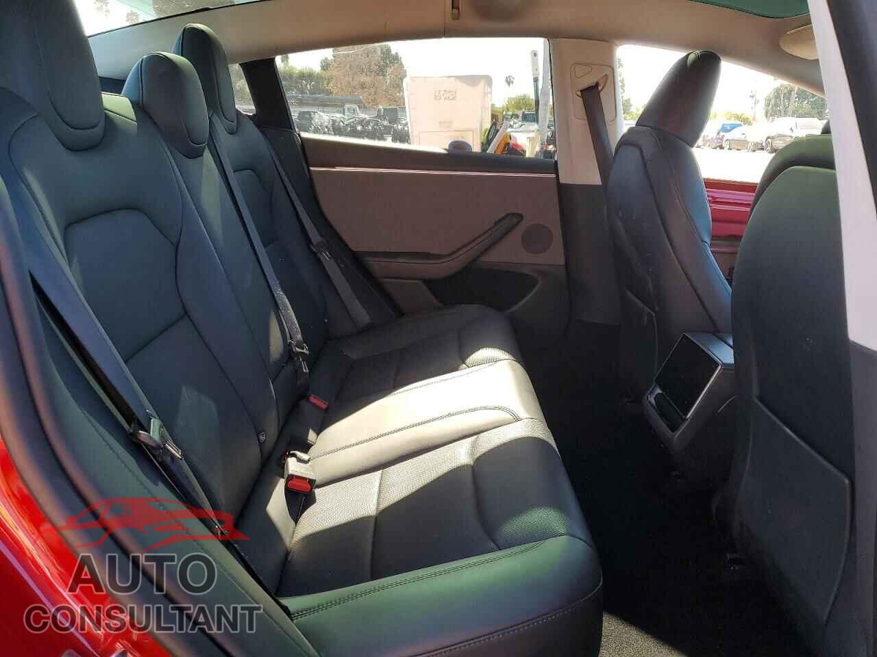 TESLA MODEL 3 2024 - 5YJ3E1EA3RF737181