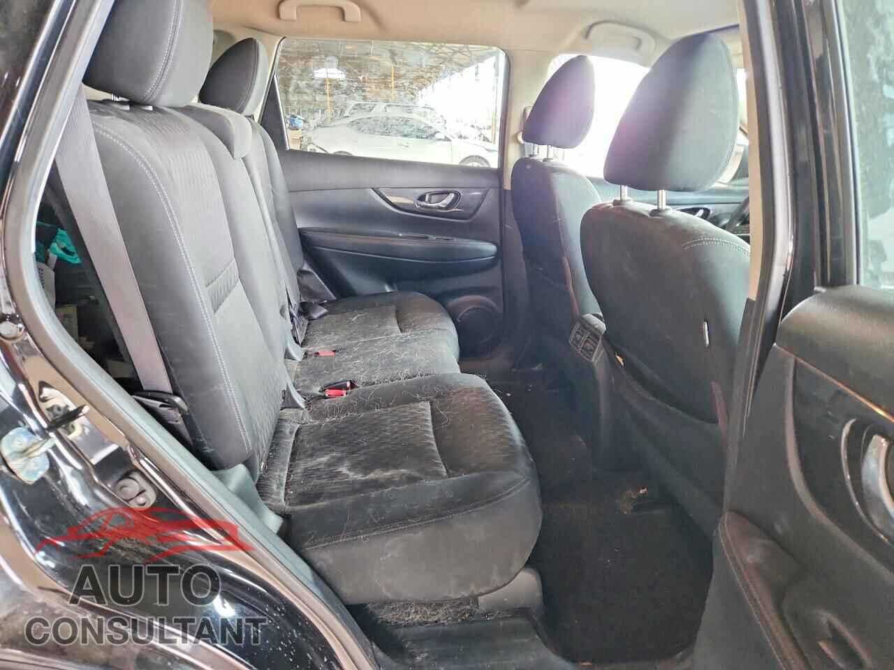 NISSAN ROGUE 2017 - KNMAT2MT1HP574220