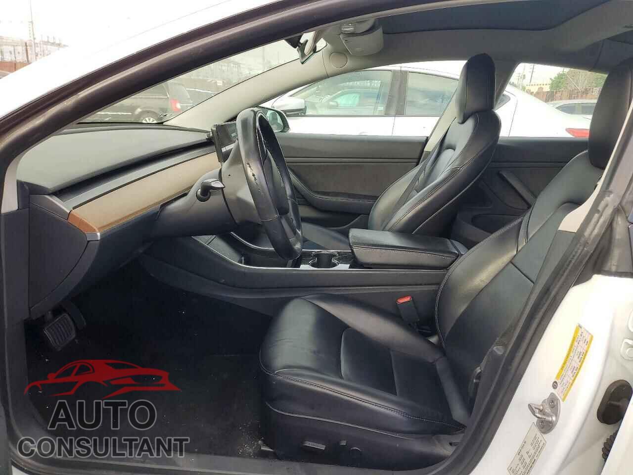 TESLA MODEL 3 2019 - 5YJ3E1EA4KF503945