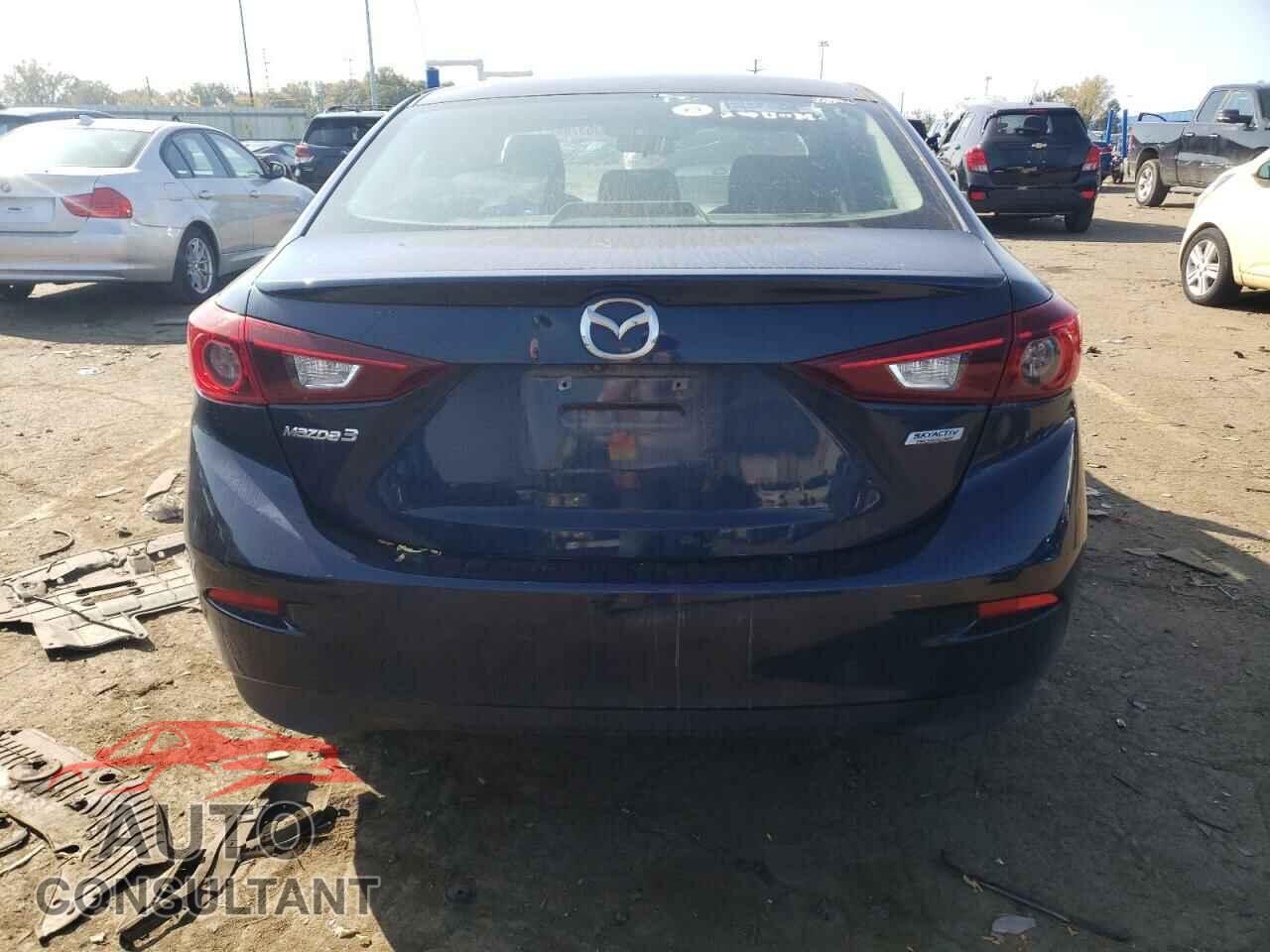 MAZDA 3 2017 - 3MZBN1U76HM134329
