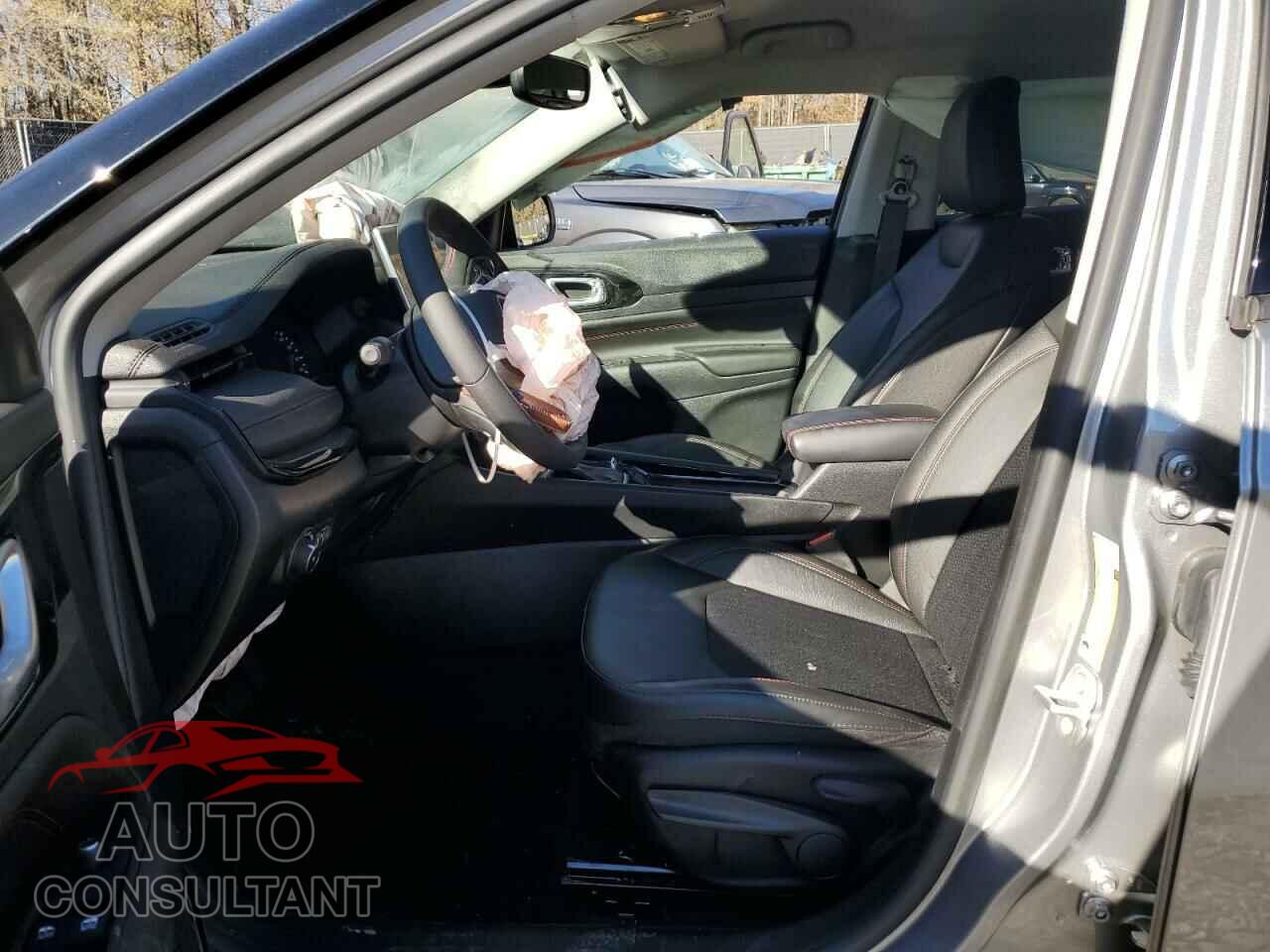 JEEP COMPASS 2022 - 3C4NJDDB0NT163473