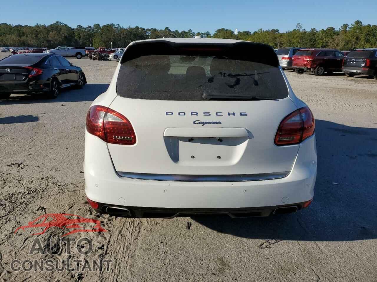 PORSCHE CAYENNE 2013 - WP1AA2A24DLA01801