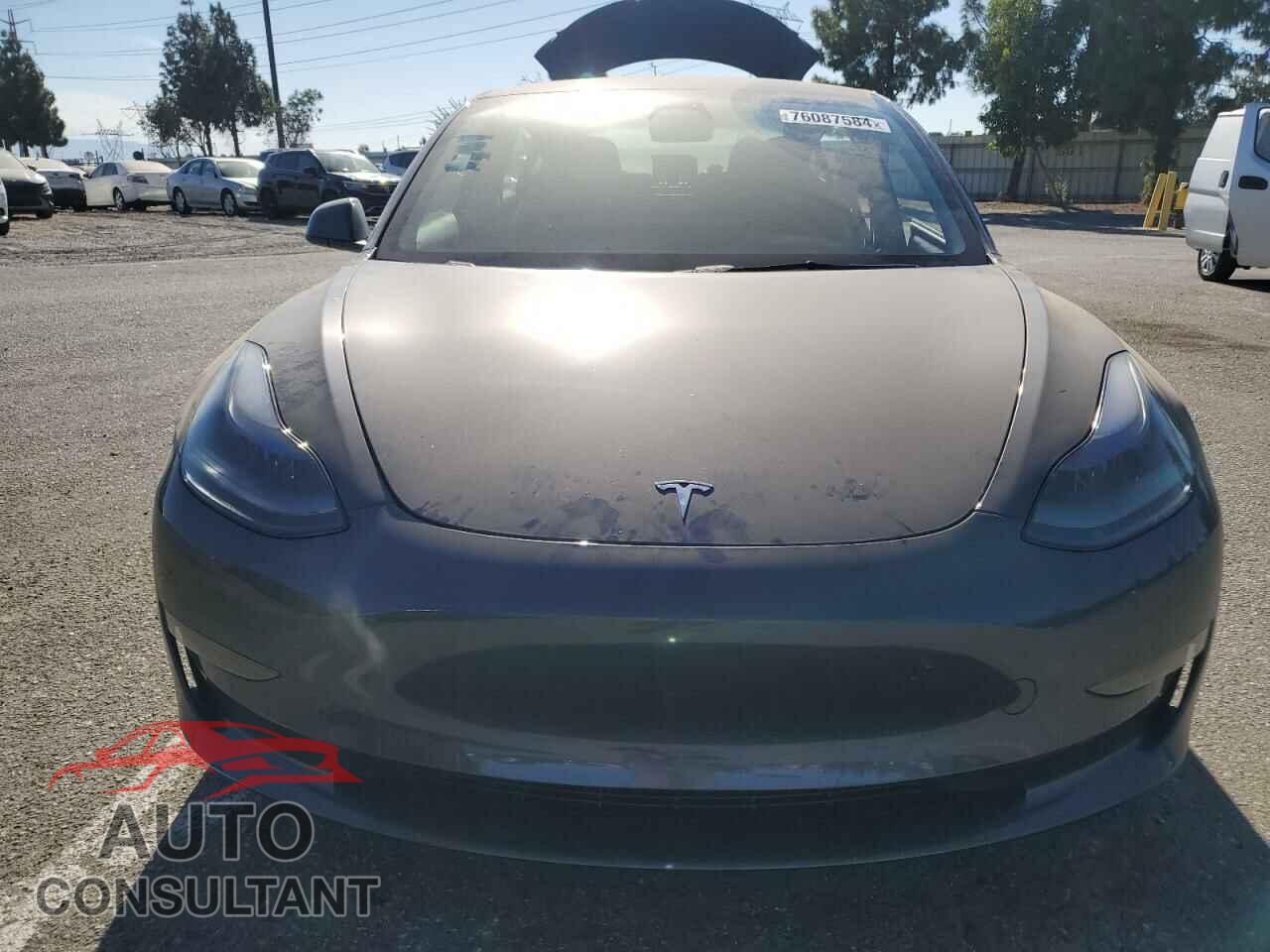 TESLA MODEL 3 2023 - 5YJ3E1EA5PF709640