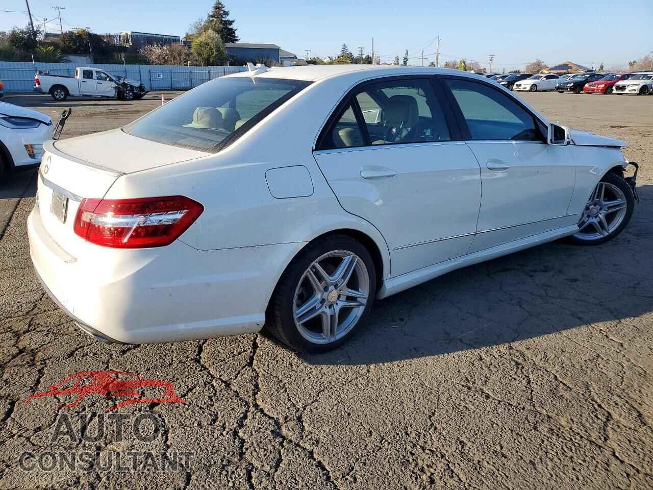 MERCEDES-BENZ E-CLASS 2011 - WDDHF5GB0BA471803