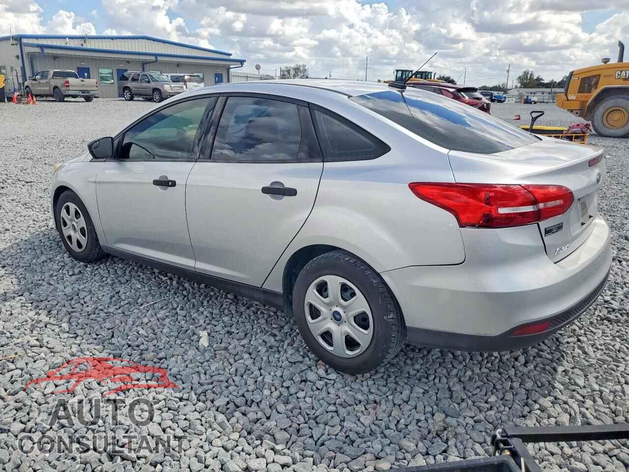 FORD FOCUS 2017 - 1FADP3E20HL279183