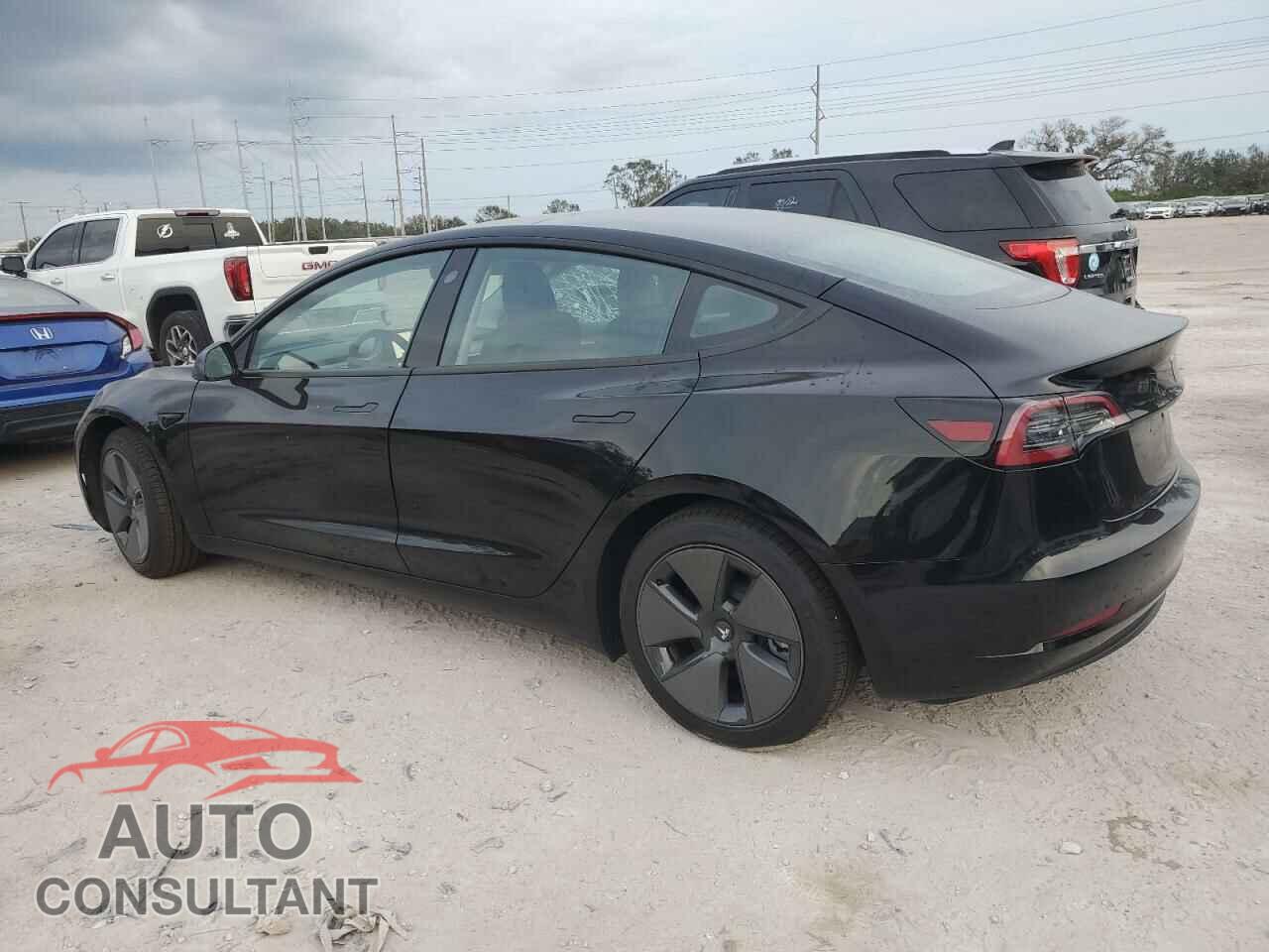 TESLA MODEL 3 2023 - 5YJ3E1EA8PF679520