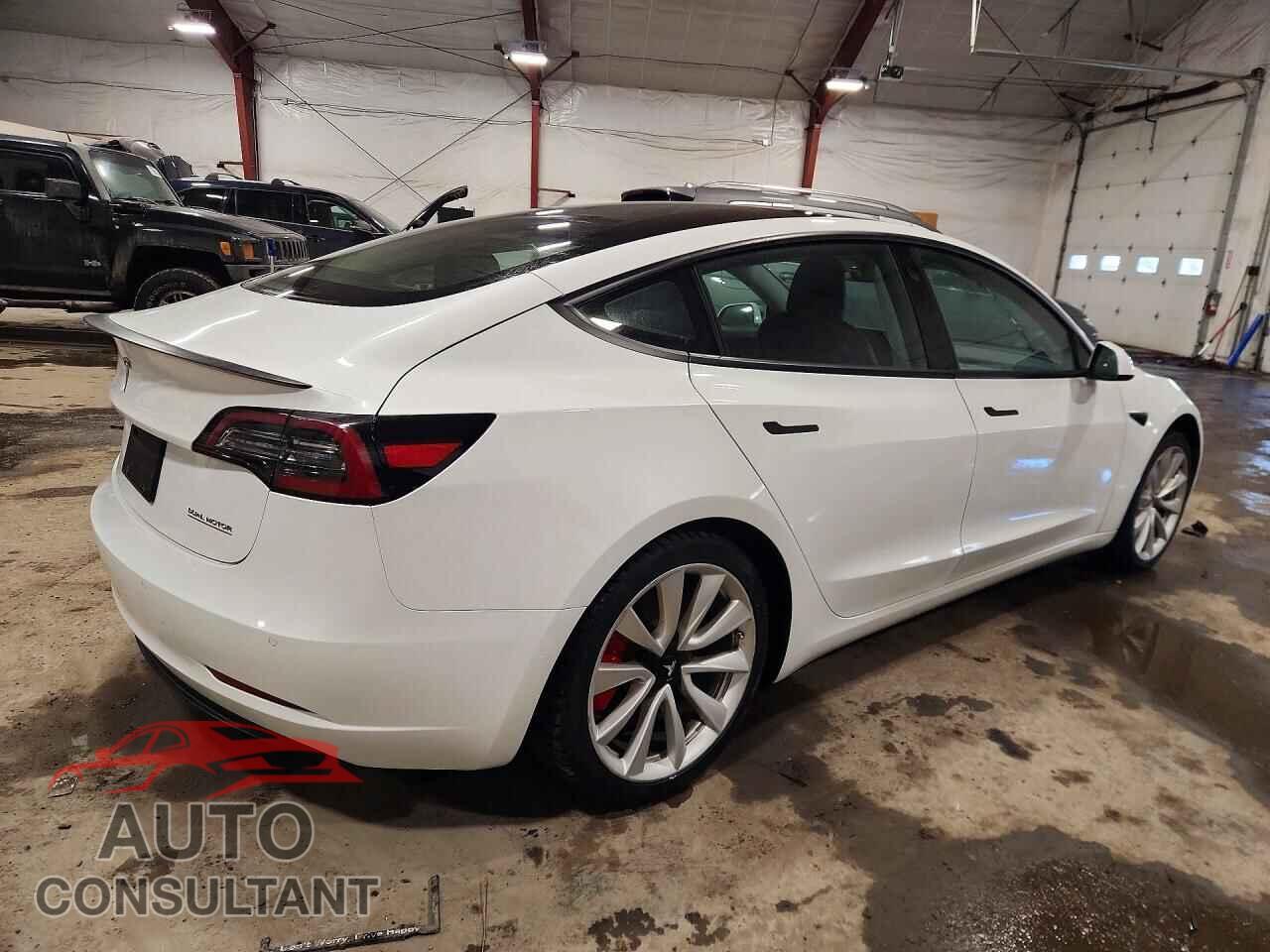 TESLA MODEL 3 2021 - 5YJ3E1EC2MF926480