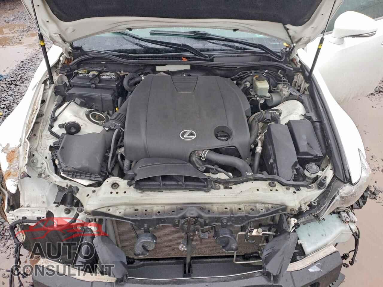 LEXUS IS 2015 - JTHCF1D22F5021729