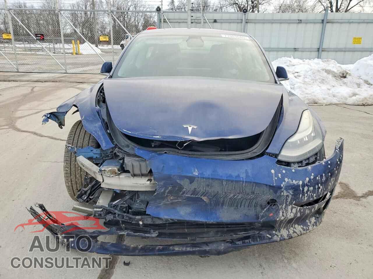 TESLA MODEL 3 2018 - 5YJ3E1EBXJF090257