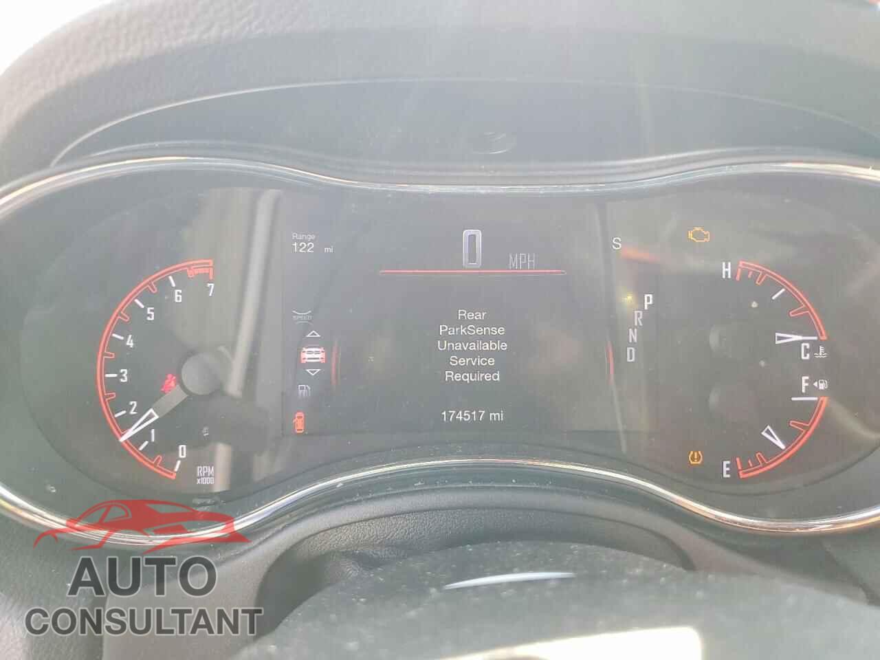 DODGE DURANGO 2018 - 1C4RDHAG1JC290061