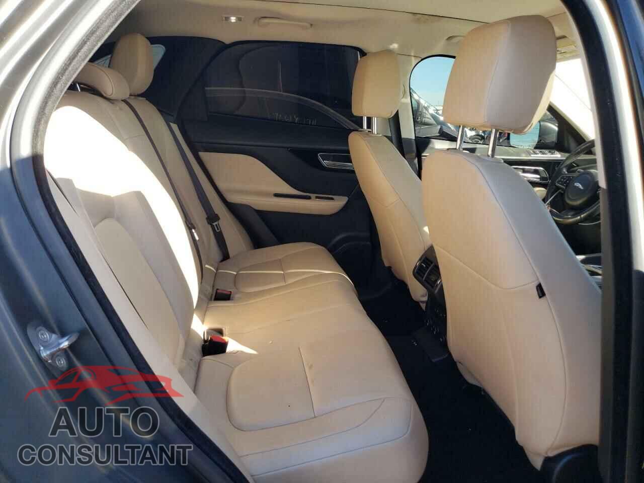 JAGUAR F-PACE 2017 - SADCJ2BV1HA047546