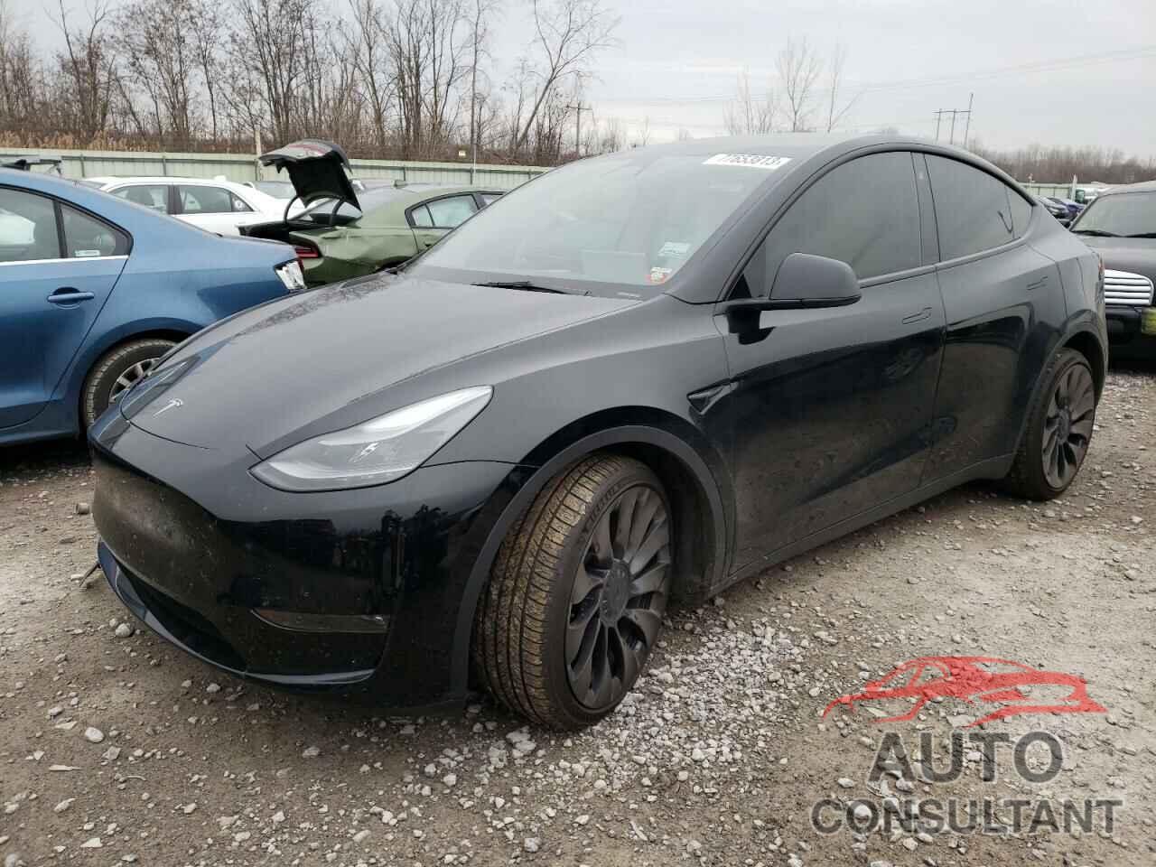 TESLA MODEL Y 2023 - 7SAYGDEF3PF662799